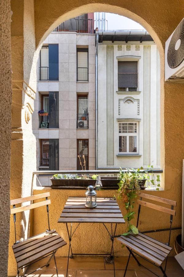K10 - Kazinczy Street Heritage Suite - Best Location By Bqa Будапешт Экстерьер фото